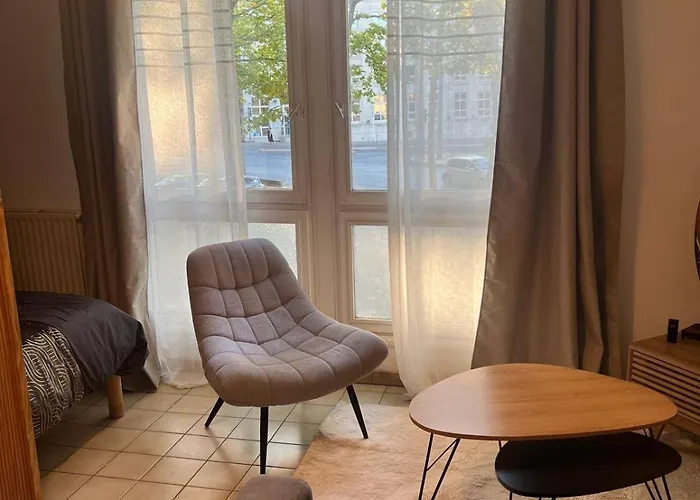 Daire Superbe Entier 43 M2 Au Centre-ville Ideal 1 A 2 Personnes *