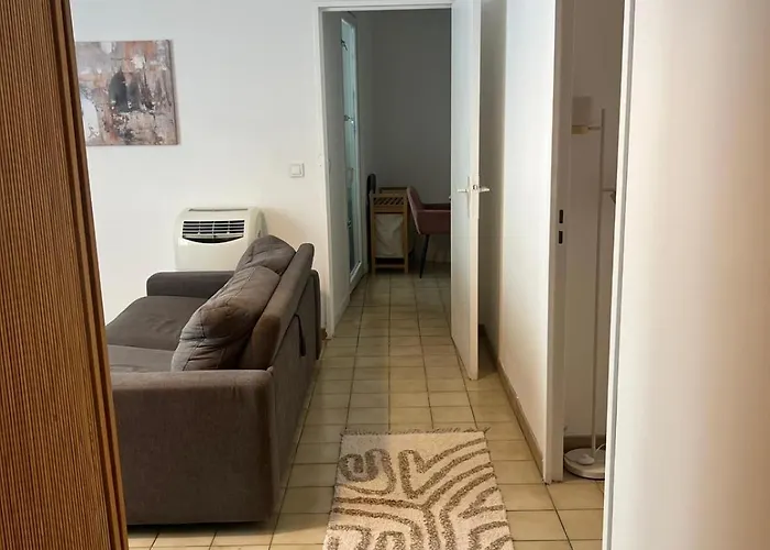 Superbe Entier 43 M2 Au Centre-ville Ideal 1 A 2 Personnes * Montpellier