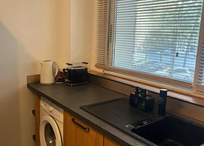 Superbe Entier 43 M2 Au Centre-ville Ideal 1 A 2 Personnes